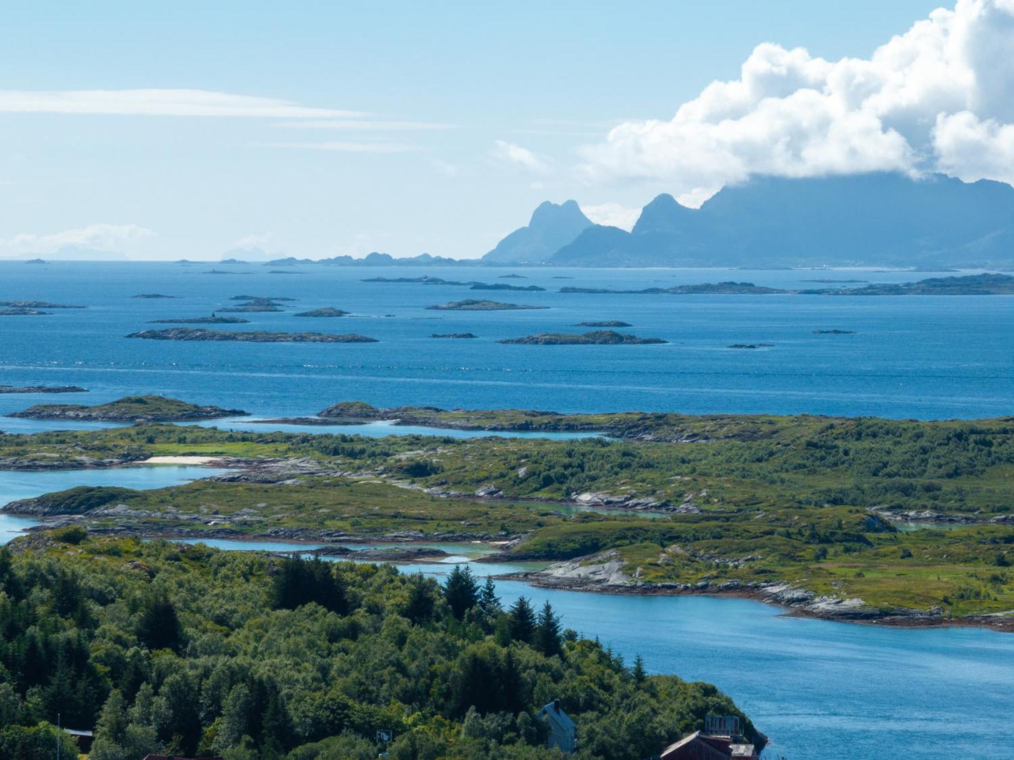 Beautiful In Lofoten Housing Up To 6 Guests! Дом отдыха Lyngvaeret