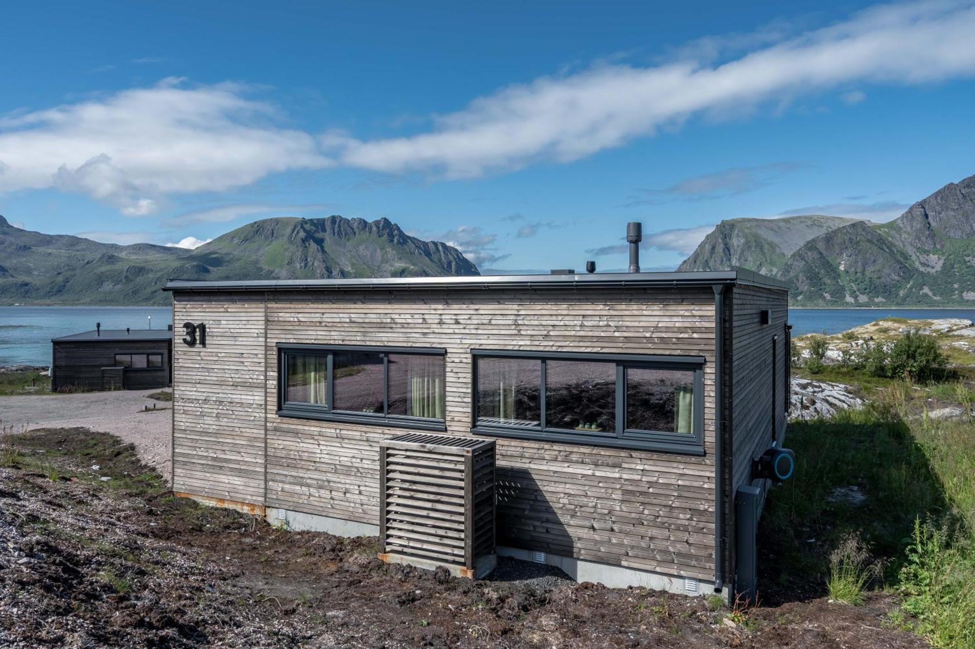 Beautiful In Lofoten Housing Up To 6 Guests! *
