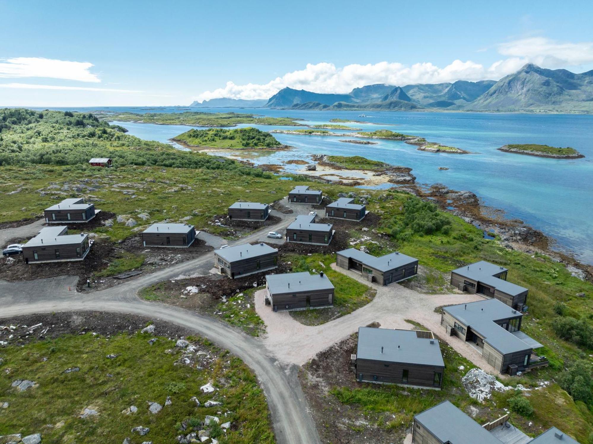 Beautiful In Lofoten Housing Up To 6 Guests! Lyngvaeret